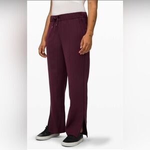 Lululemon Athletica On the Right Track Pant Dark Adobe/Black Size 6